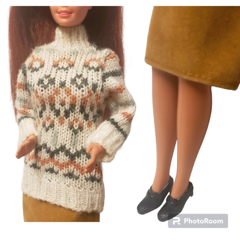 Two Barbie Outfits - Picture 2 of 9